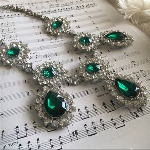 Crystal statement emerald silver necklace nwt DEADSTOCK